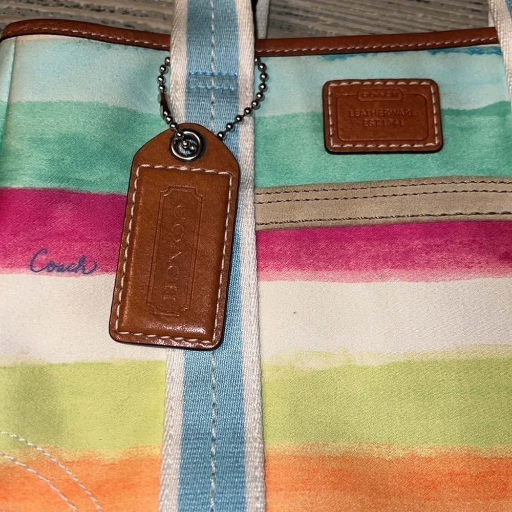 Coach Hamptons Water Color Small Handbag - Picture 4 of 12